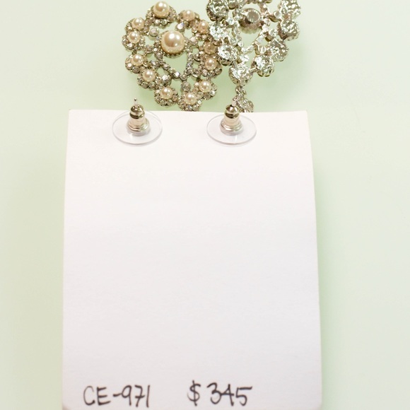 NWT-Crystal and Pearl Chandelier Earrings CE-971 - Picture 3 of 5